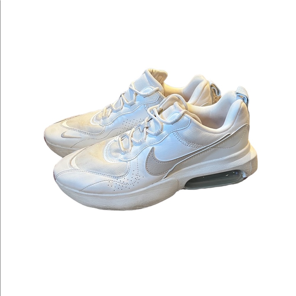 Nike Air Verona Womens Summit White Light Orewood Brown shoes Sz 11 Gently used